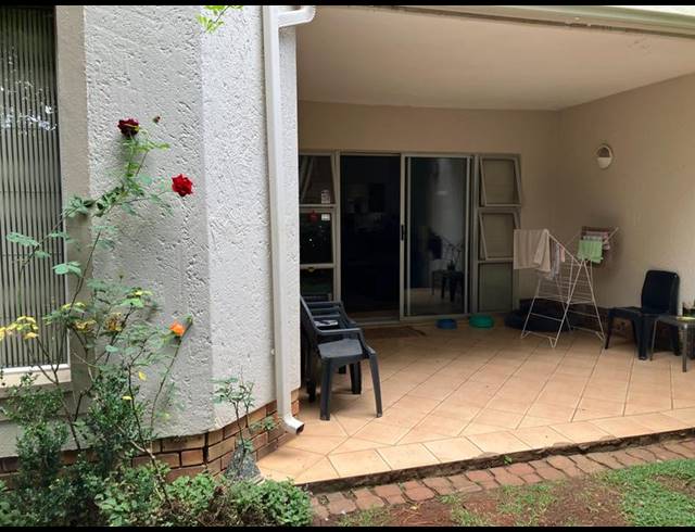 2 BEDROOM TOWNHOUSE FOR SALE IN OAKLANDS